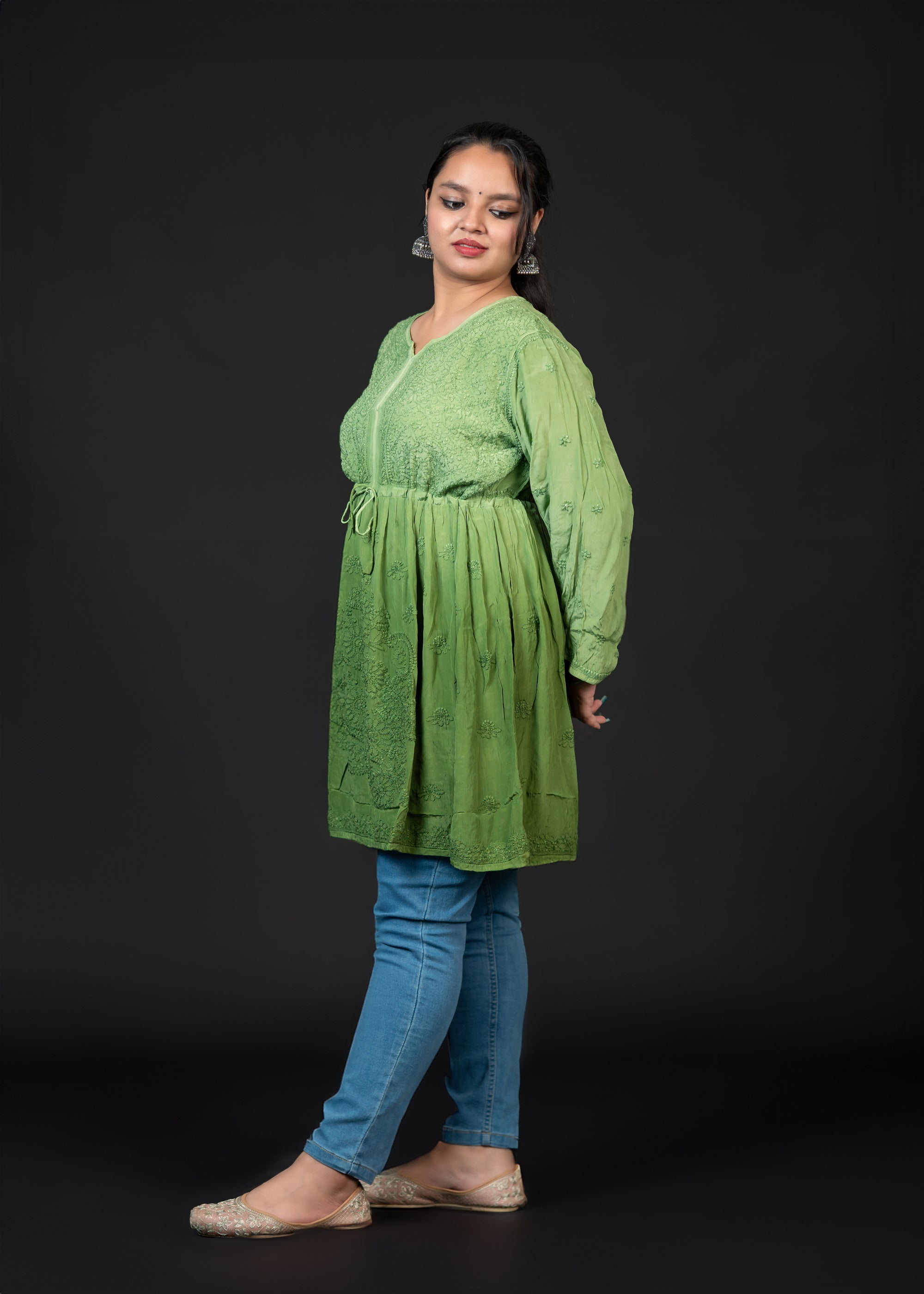 chikankari short kurti