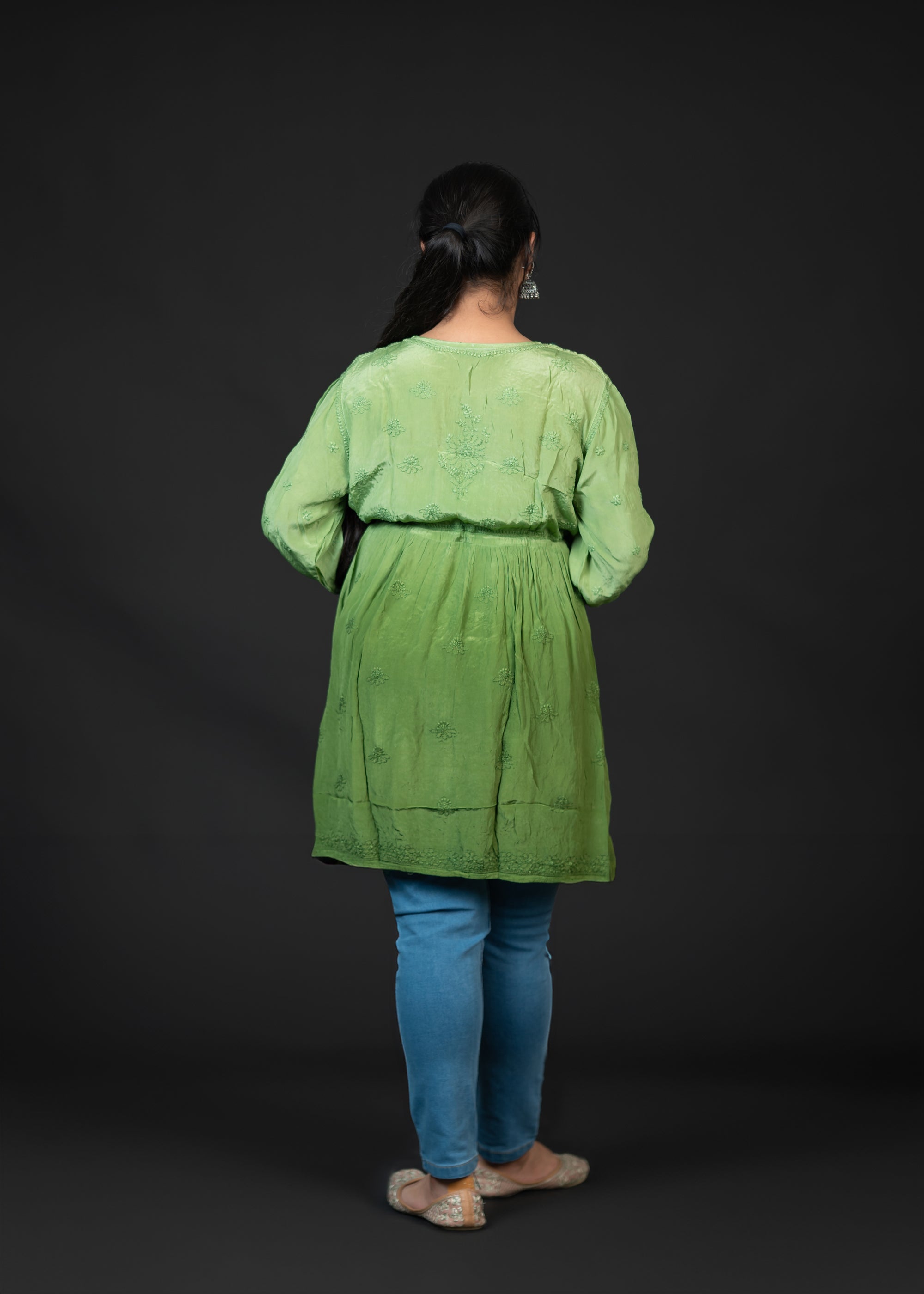 chikankari short kurti