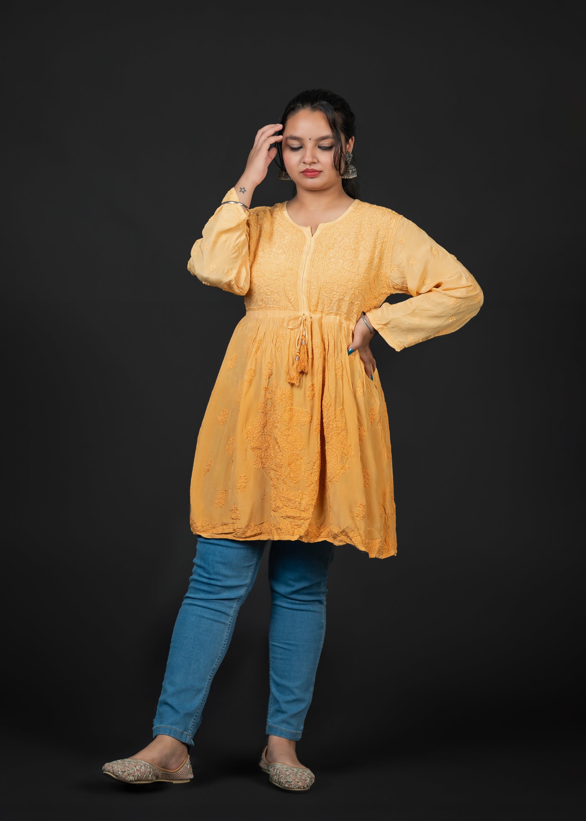 chikankari short kurti